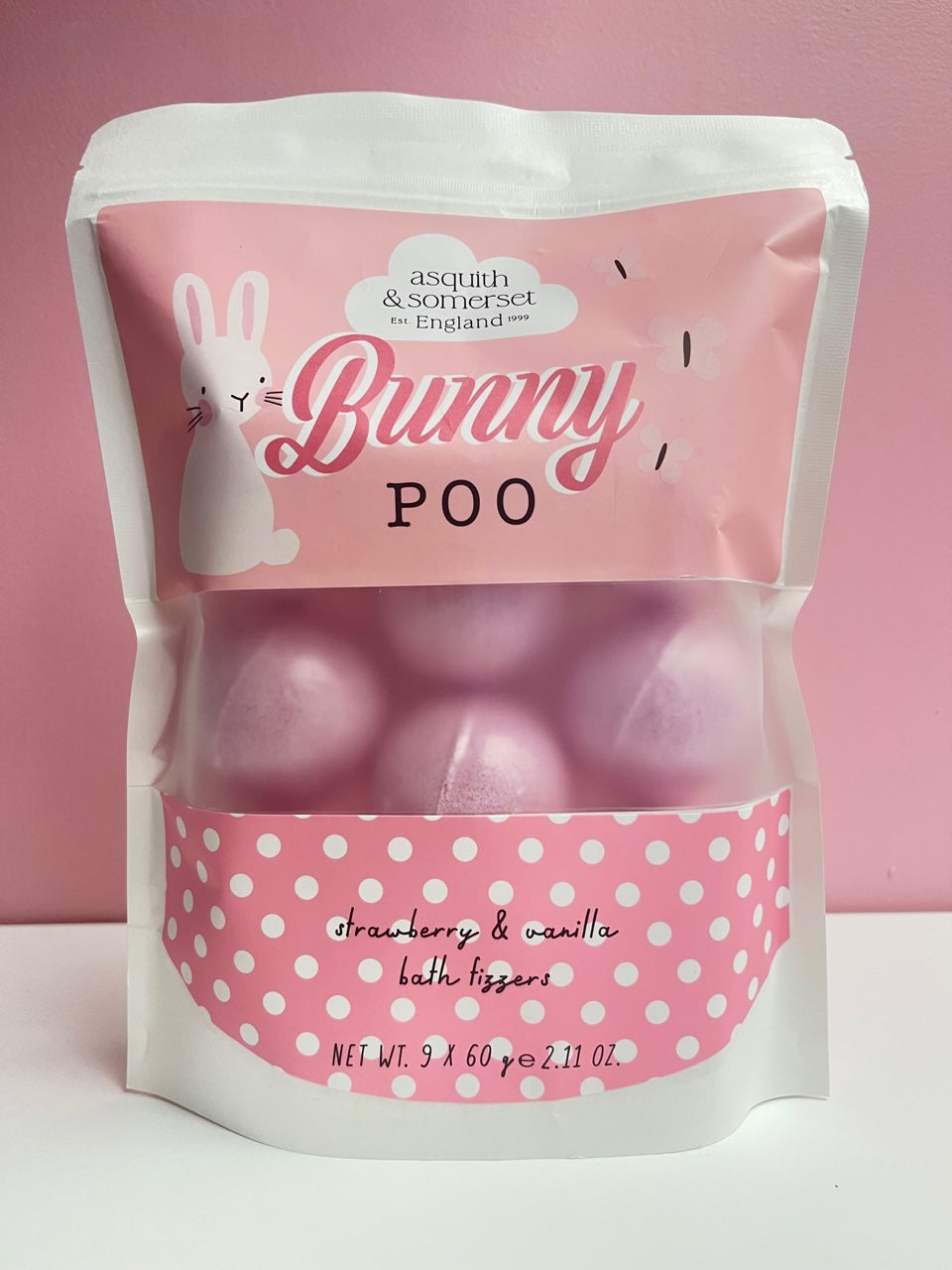 Strawberry and Vanilla Bath Fizzers "Bunny Poo"